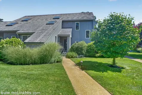40 Hidden Cove Road Oak Bluffs MA 02557
