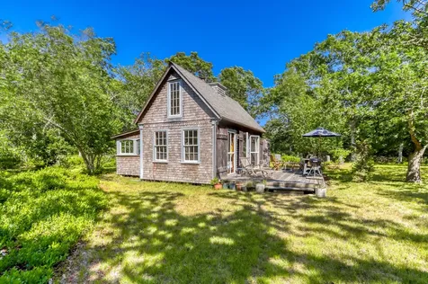 42 Field View Lane West Tisbury MA 02575
