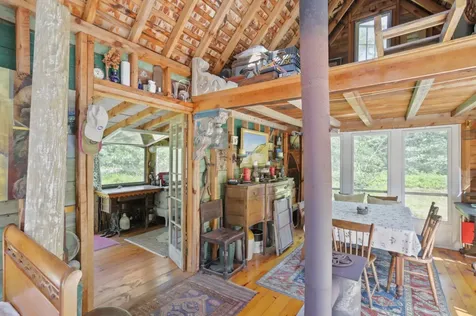 42 Field View Lane West Tisbury MA 02575