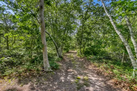 42 Field View Lane West Tisbury MA 02575