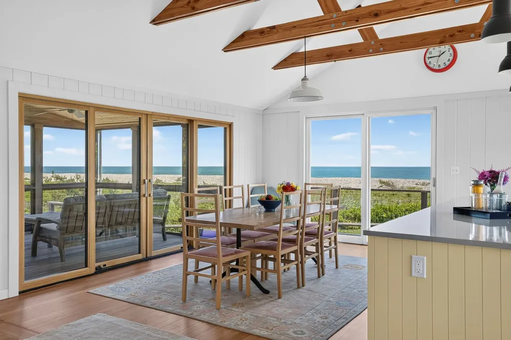 21 Eliot Avenue Chilmark MA 02535