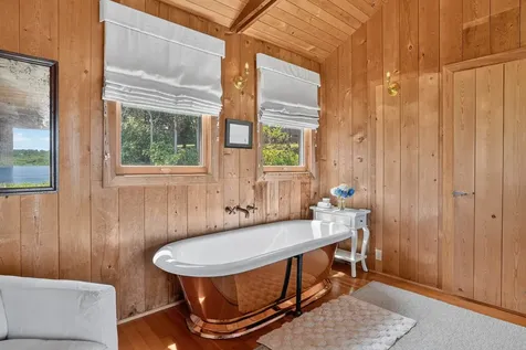 21 Eliot Avenue Chilmark MA 02535