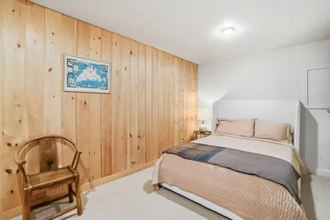21 Eliot Avenue Chilmark MA 02535