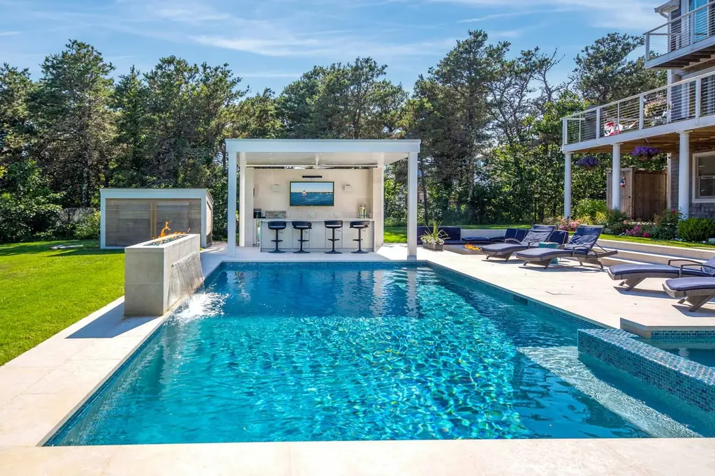 7 Katama Drive Edgartown MA 02539