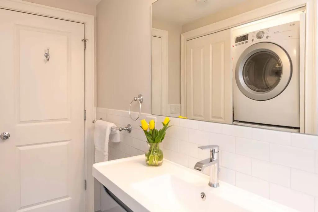28 Beach Road Oak Bluffs MA 02557