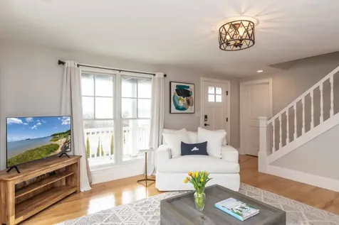 28 Beach Road Oak Bluffs MA 02557