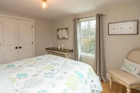 28 Beach Road Oak Bluffs MA 02557