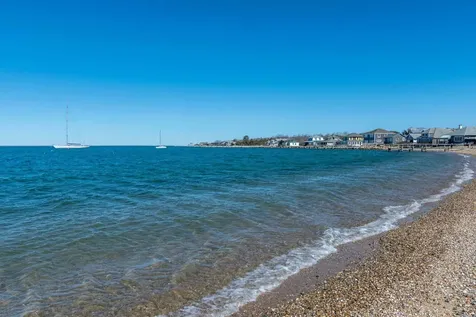 28 Beach Road Oak Bluffs MA 02557