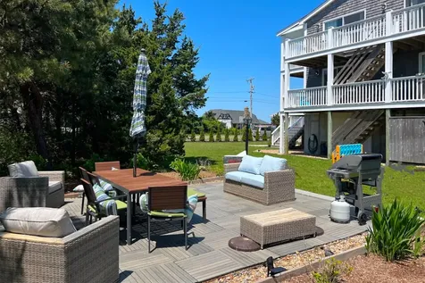 28 Beach Road Oak Bluffs MA 02557