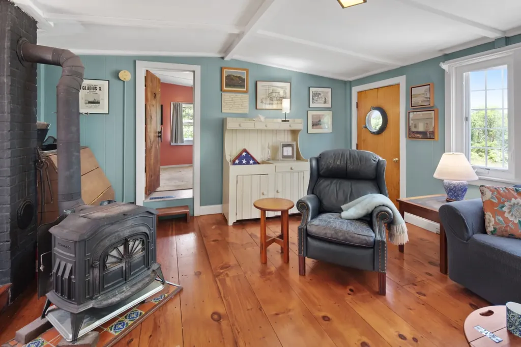8 Rumpus Ridge Chilmark MA 02535