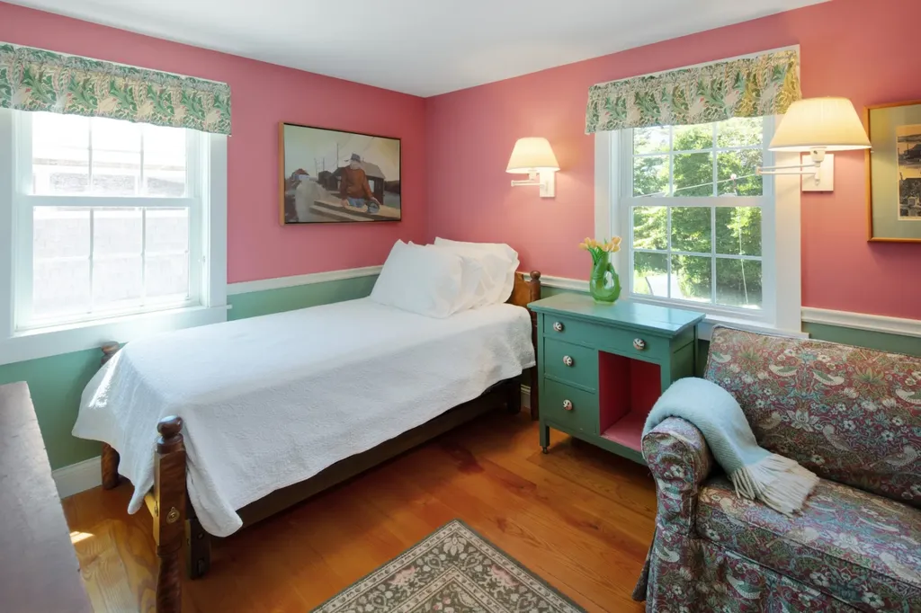 8 Rumpus Ridge Chilmark MA 02535
