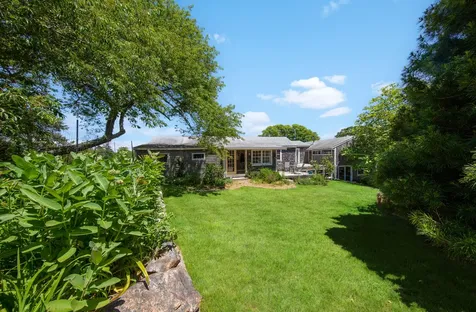 8 Rumpus Ridge Chilmark MA 02535