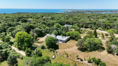 8 Rumpus Ridge Chilmark MA 02535