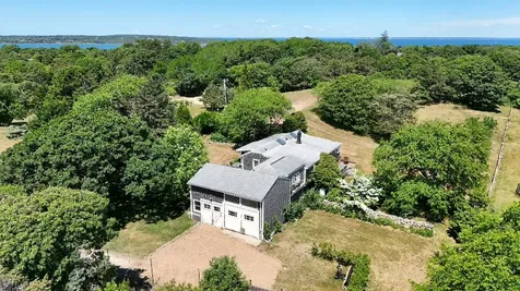 8 Rumpus Ridge Chilmark MA 02535
