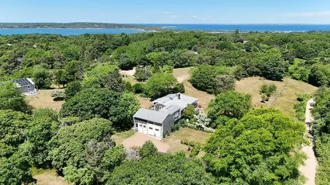 8 Rumpus Ridge Chilmark MA 02535