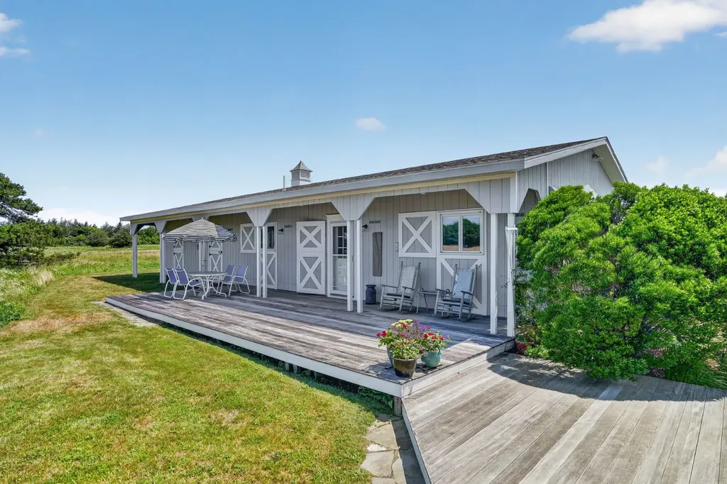 30 & 40 Elias Lane West Tisbury MA 02575