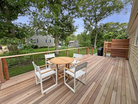 82 Pennsylvania Avenue Oak Bluffs MA 02557