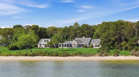 91 Plantingfield Way Edgartown MA 02539