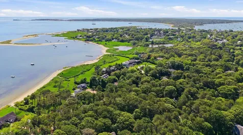 91 Plantingfield Way Edgartown MA 02539