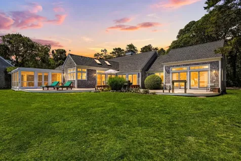 91 Plantingfield Way Edgartown MA 02539