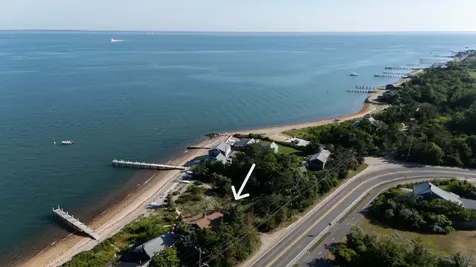 11 Beach Road Oak Bluffs MA 02557