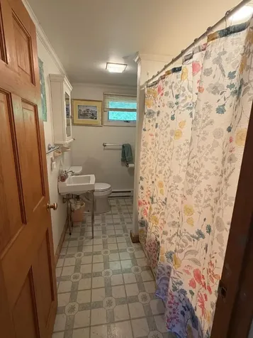 60R Carol Lane Oak Bluffs MA 02557