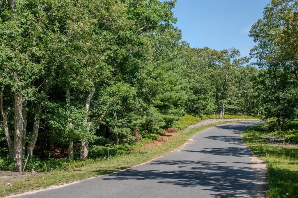 30 Double Ox Road Oak Bluffs MA 02557