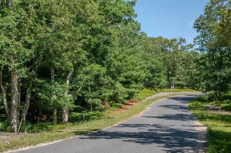 30 Double Ox Road Oak Bluffs MA 02557