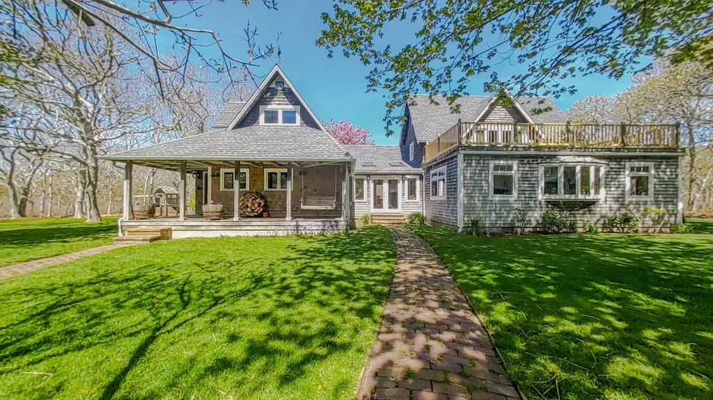2 Old Poucha Road Edgartown MA 02539