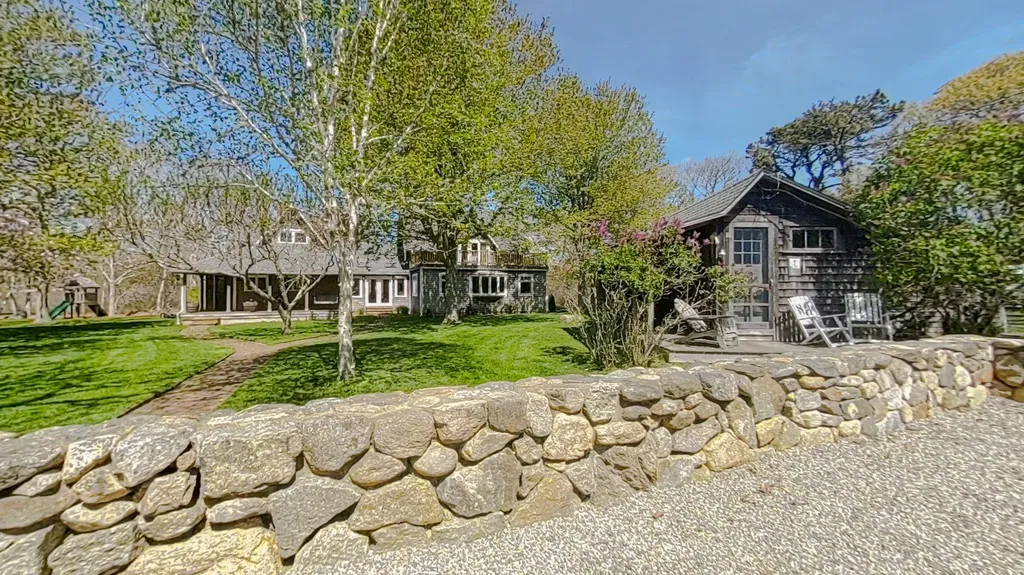 2 Old Poucha Road Edgartown MA 02539
