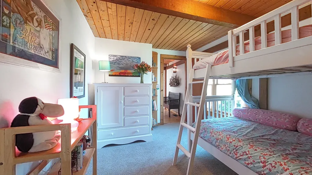 2 Old Poucha Road Edgartown MA 02539