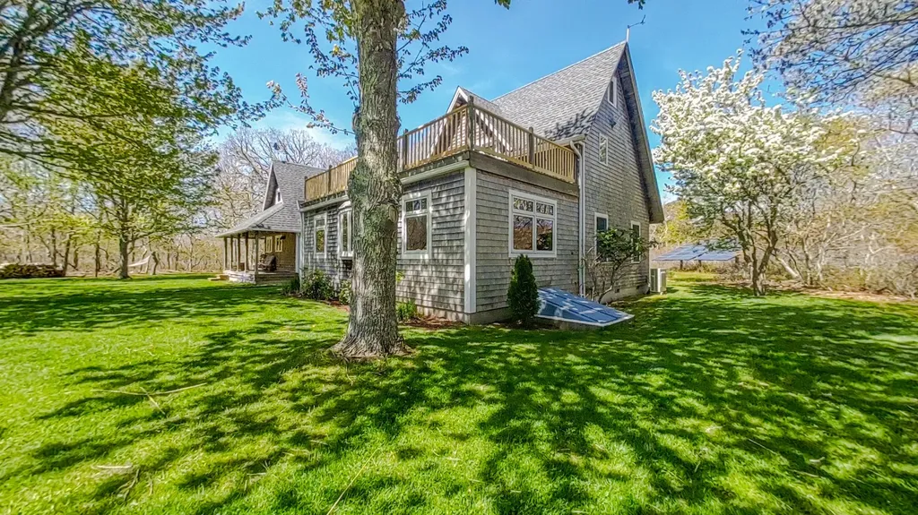 2 Old Poucha Road Edgartown MA 02539