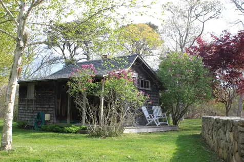 2 Old Poucha Road Edgartown MA 02539