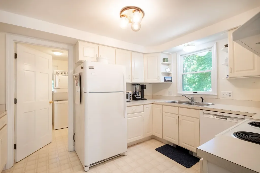 72 Moonstone Way Vineyard Haven MA 02568