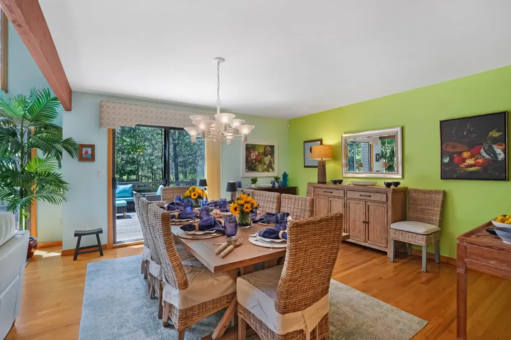 18 Puritan Drive Oak Bluffs MA 02557