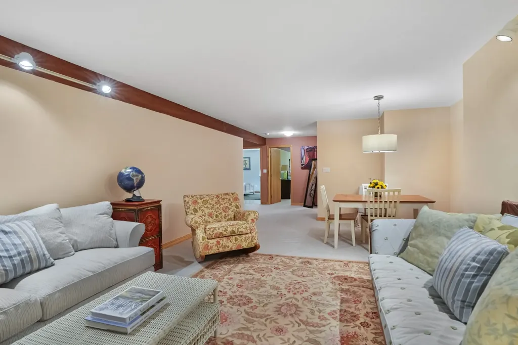 18 Puritan Drive Oak Bluffs MA 02557