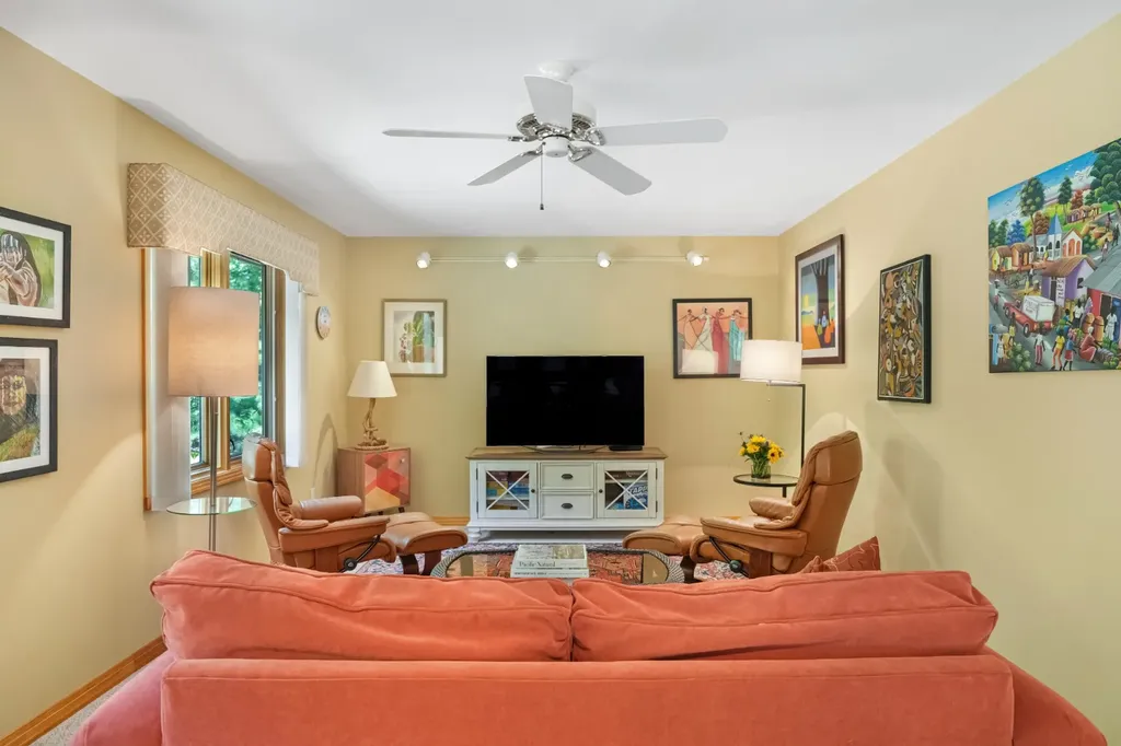 18 Puritan Drive Oak Bluffs MA 02557