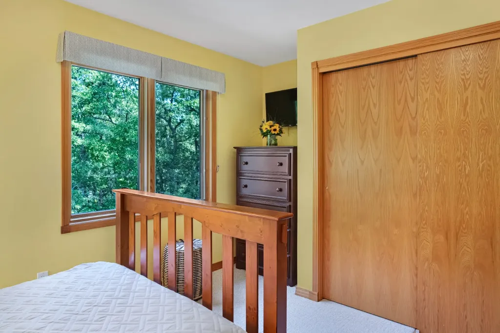 18 Puritan Drive Oak Bluffs MA 02557