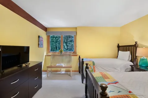 18 Puritan Drive Oak Bluffs MA 02557