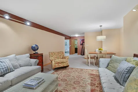 18 Puritan Drive Oak Bluffs MA 02557