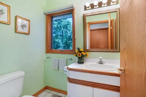 18 Puritan Drive Oak Bluffs MA 02557