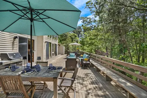 18 Puritan Drive Oak Bluffs MA 02557
