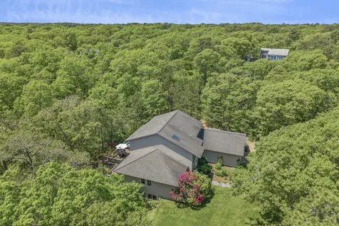 18 Puritan Drive Oak Bluffs MA 02557