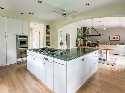 31 Josiah Sachem Way West Tisbury MA 02575