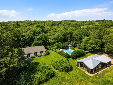 31 Josiah Sachem Way West Tisbury MA 02575