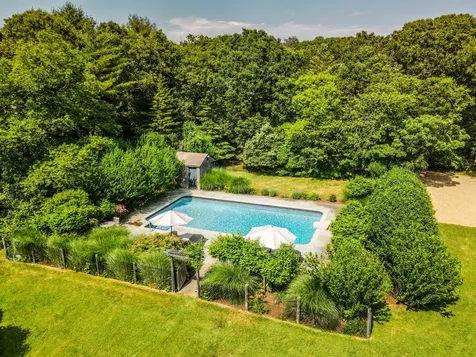 31 Josiah Sachem Way West Tisbury MA 02575