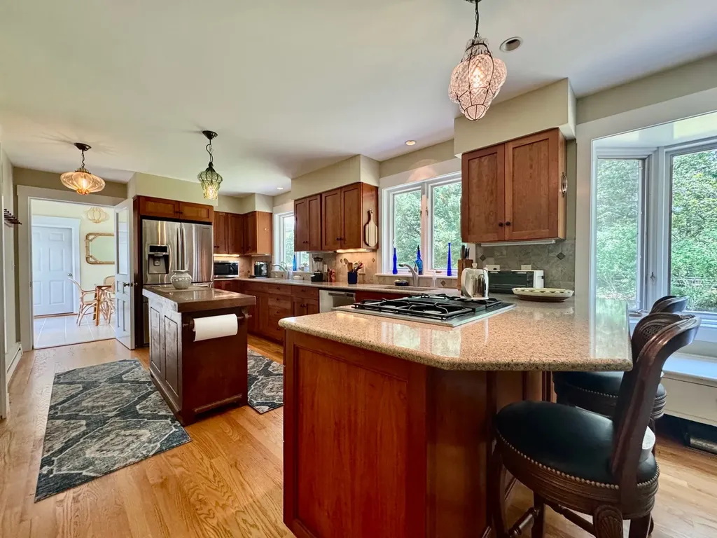 64 Christiantown Road West Tisbury MA 02575