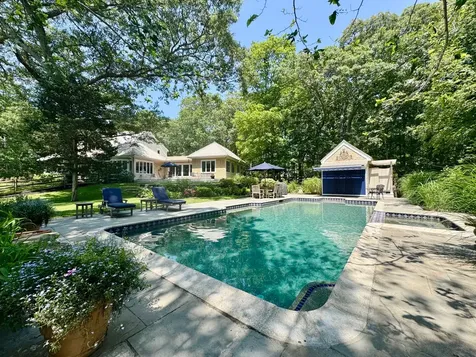 64 Christiantown Road West Tisbury MA 02575