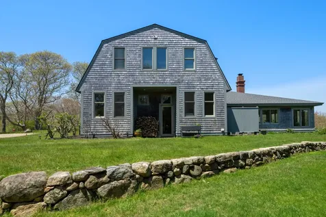 19 Locust Lane Aquinnah MA 02535