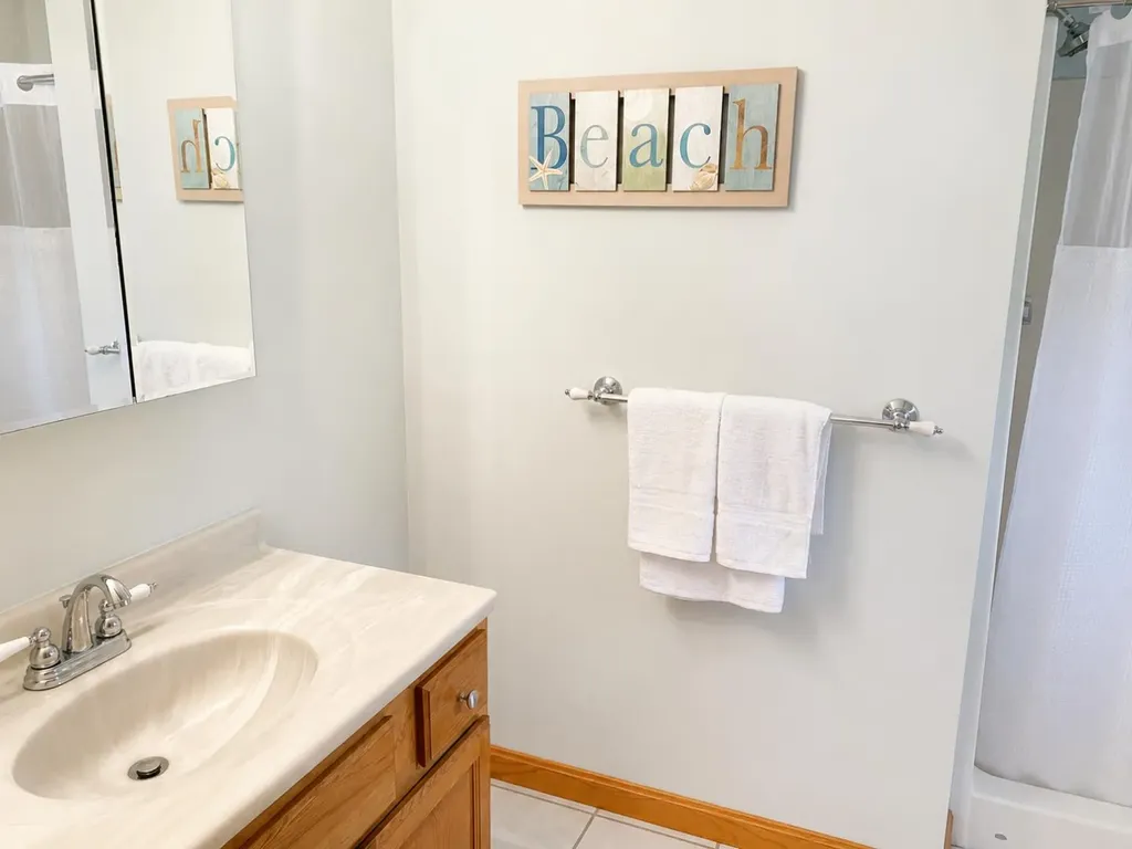 34 Tenth Street South Edgartown MA 02539